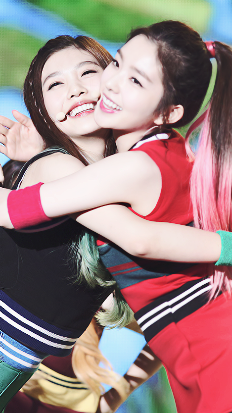 joy朴秀荣irene裴珠泫redvelvet抱图私聊侵权删