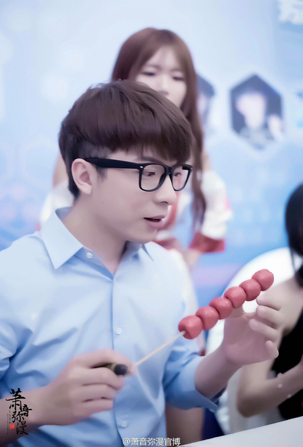 萧忆情,仙儿,月半我鸟,傻鹅!()