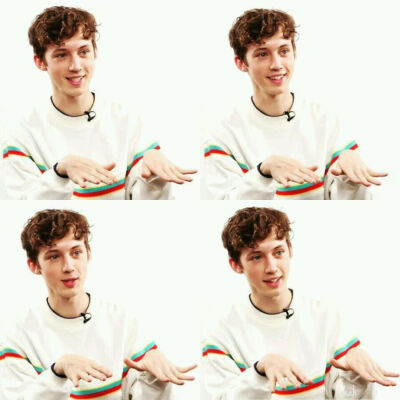 troye sivan
#头像#壁纸#存图舔颜
戳戳美颜盛世
by儿童有何吩咐