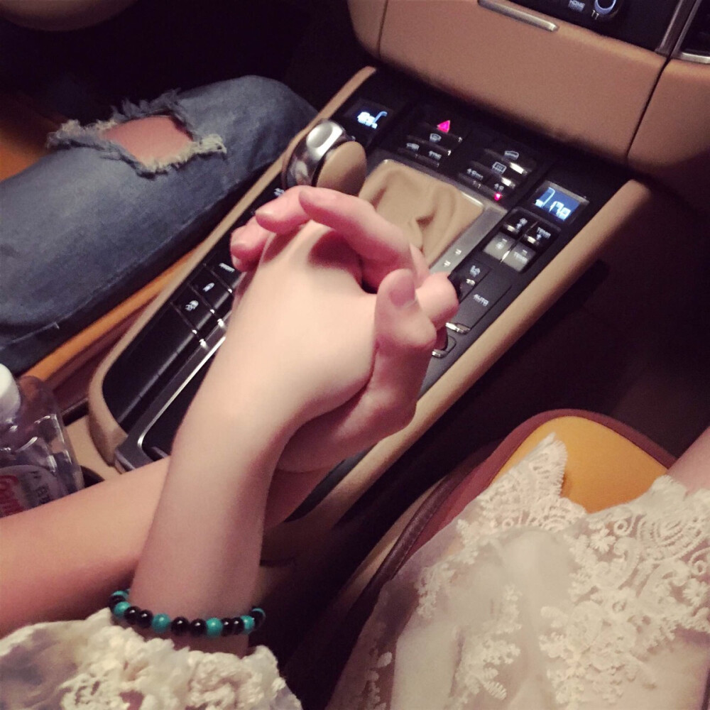 韩系女头 卡通头像 女生头像 韩 头像 女生 收藏请粉。by：小瑞思