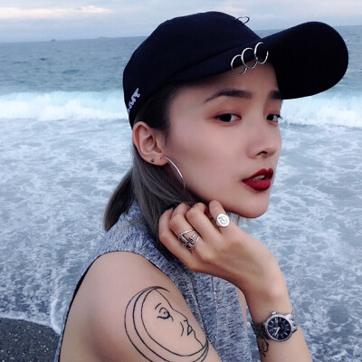 暴力颖の 女生头像 女头