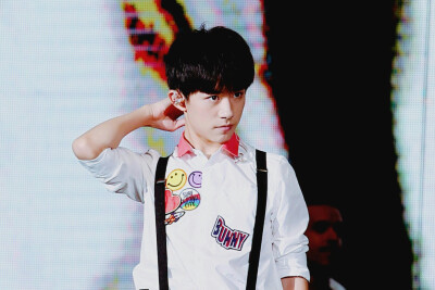 #易烊千玺 #TFBOYS 三周年粉丝见面会 高清 帅气