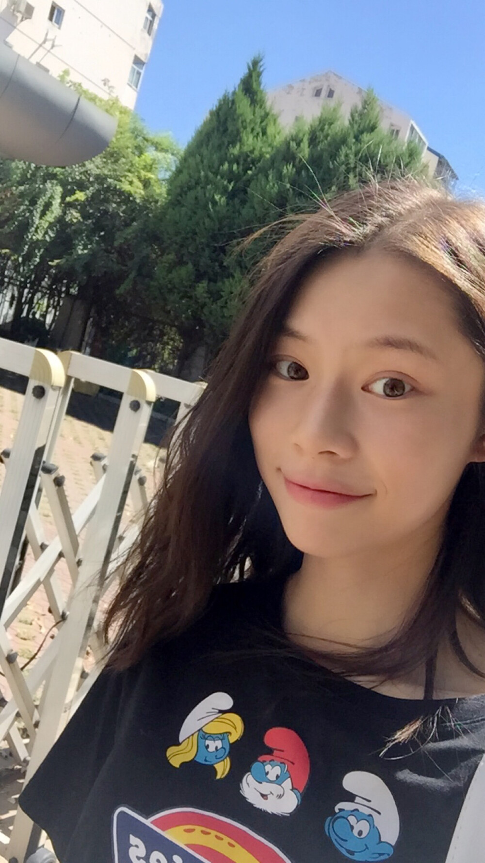 今天出去溜了一圈，目标央美