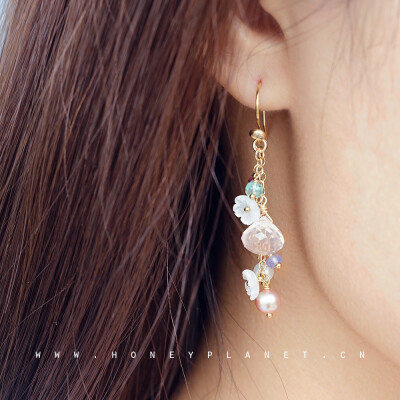 {森糖星球|轻珠宝}日韩女tak*up夏日野餐白蝶贝花朵粉晶多用耳环