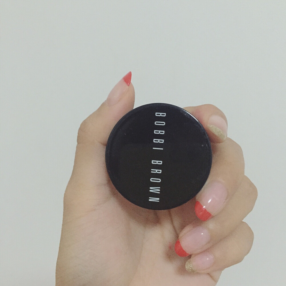 bobbi brown 遮瑕 专柜贵死，再也不买专柜了。