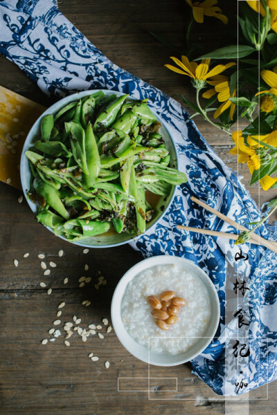 酸菜炒尖椒+燕麦白粥