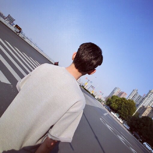 _SUNNY.TQ【男头】[高清精选][个性简约][清新日韩][欧美黑白][伤感意境][男生头像]禁二传