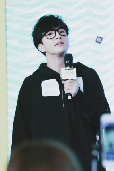 #歌手薛之谦#即便情敌无数，我只钟情于你。