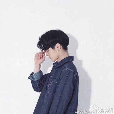 #男生头像# 「和别人谈起你 这是我想你的方式」#无水印男生头像##韩国男生头像# 喜欢的点赞