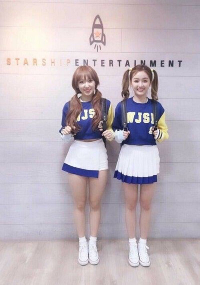 WJSN 우주소녀 宇宙少女 성소 程潇 Cheng Xiao