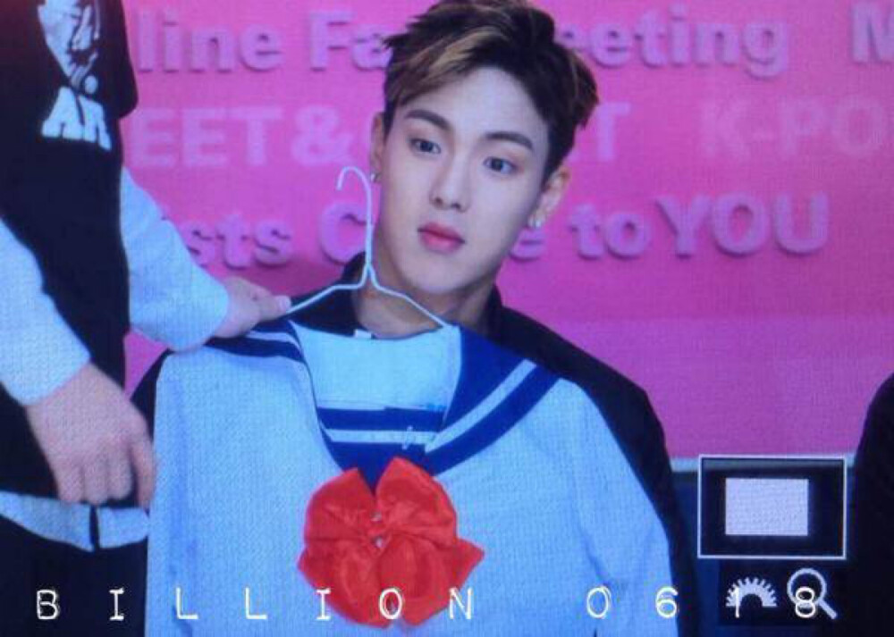 SHOWNU#150922 Mwave meet&greet饭拍（什么时候穿上给我们看看呐）