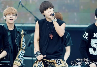 朴智旻 jimin 鸡米妮 帕鸡米 扒鸡  就像蝴蝶一样 花样年华 pt.2 永远在一起 《 防弹少年团 》胖弹 （ 禁二传！ 高清壁纸~ 小鲜肉~ 男神~）