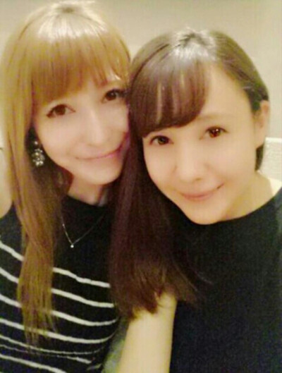 #Vivi杂志专属Model# 藤井莉娜 & トリンドル玲奈 . Reina Triendl