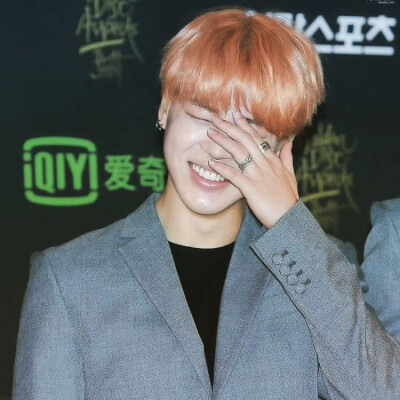 JIMIN(Park Ji Min)
#朴智旻#jinmin#
#花样年华youngforever#bts⭐ #bangtanboys
