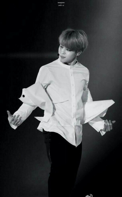JIMIN(Park Ji Min)
#朴智旻#jinmin#
#花样年华youngforever#bts⭐ #bangtanboys
