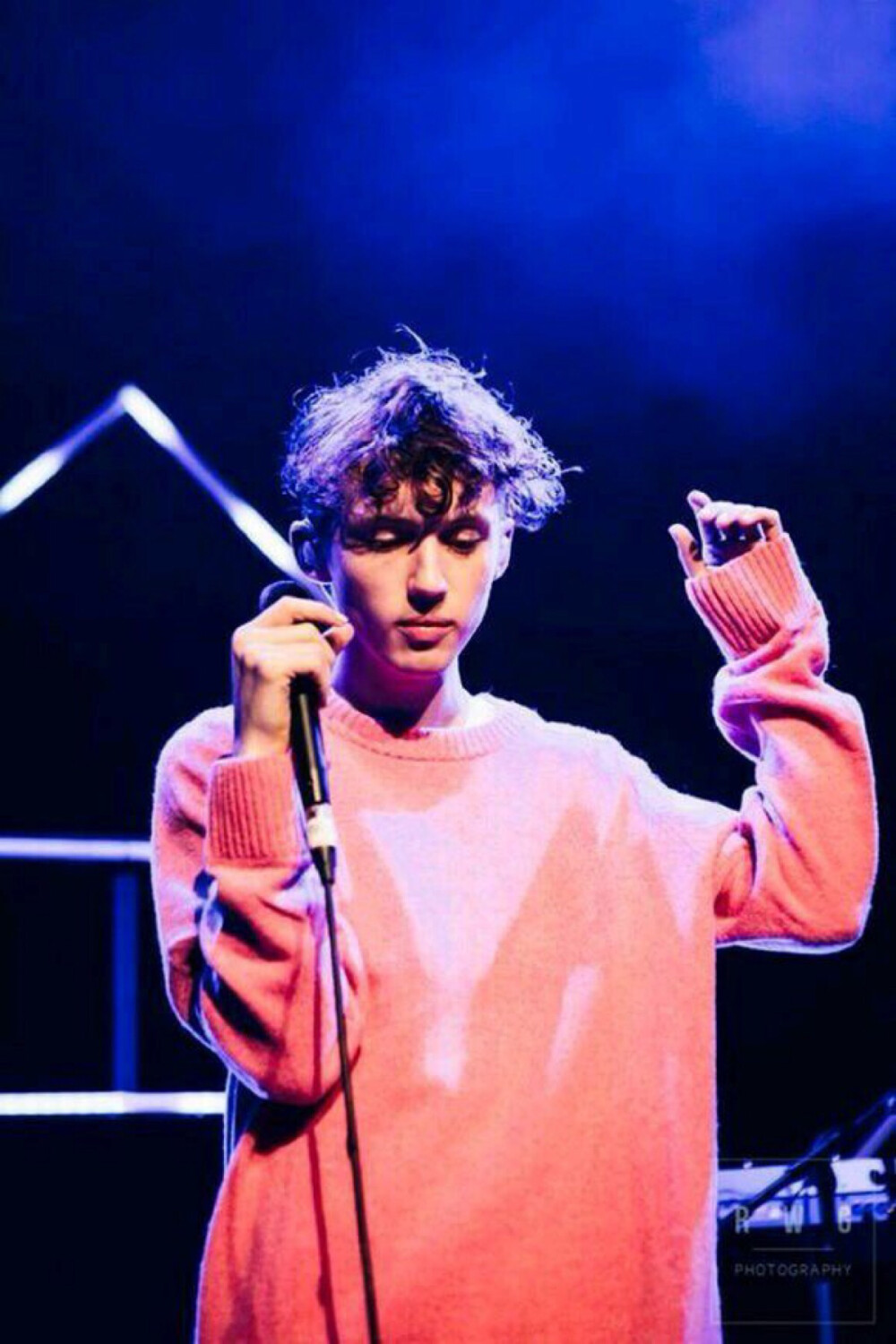 Troye Siven 戳爷