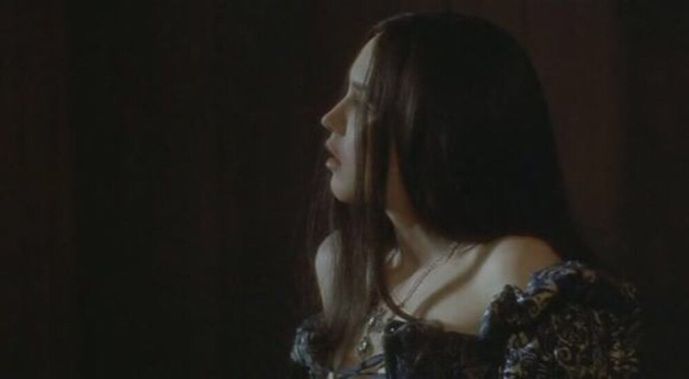 伊莎贝拉 阿佳妮