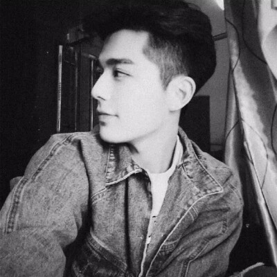 [情侣头像] [兄弟头像] [文艺男头] [韩系头像] [森系头像] [欧美头像] [小清新] [高清]