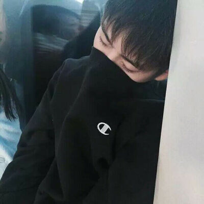 [情侣头像] [兄弟头像] [文艺男头] [韩系头像] [森系头像] [欧美头像] [小清新] [高清]