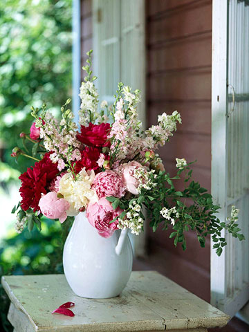 You don't need an endless variety of flowers to create a gorgeous and interesting arrangement.