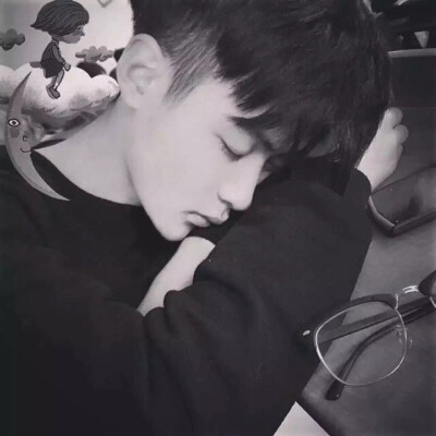 [情侣头像] [兄弟头像] [文艺男头] [韩系头像] [森系头像] [欧美头像] [小清新] [高清]