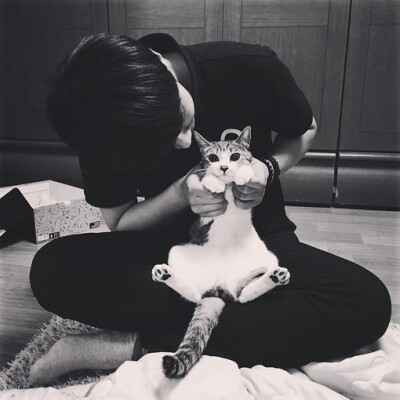 [情侣头像] [兄弟头像] [文艺男头] [韩系头像] [森系头像] [欧美头像] [小清新] [高清]