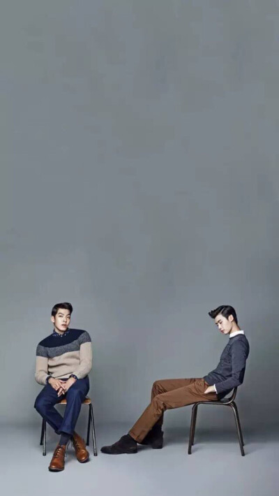 
Lee Jong Suk 李钟硕
Kim Woo Bin 金于彬
