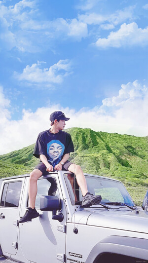 £logo ヾPark ChanYeol _박찬열.  