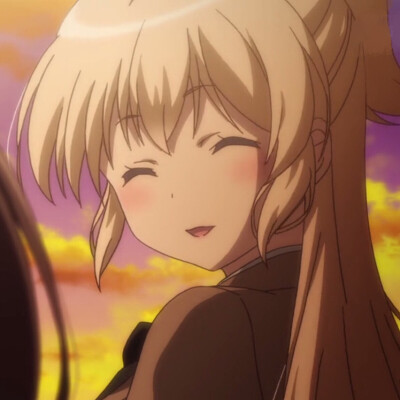 「动漫女头」自截喔ovo 截自《Regalia 三圣星》尤因谢尔·艾斯特利亚