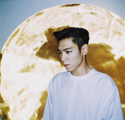 男头像
气质 韩日系 意境 全身图
by图姨