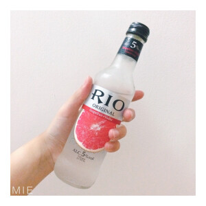 Rio Original 西柚味 比柠檬味好喝耶！感觉更容易接受