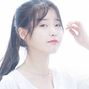 IU 