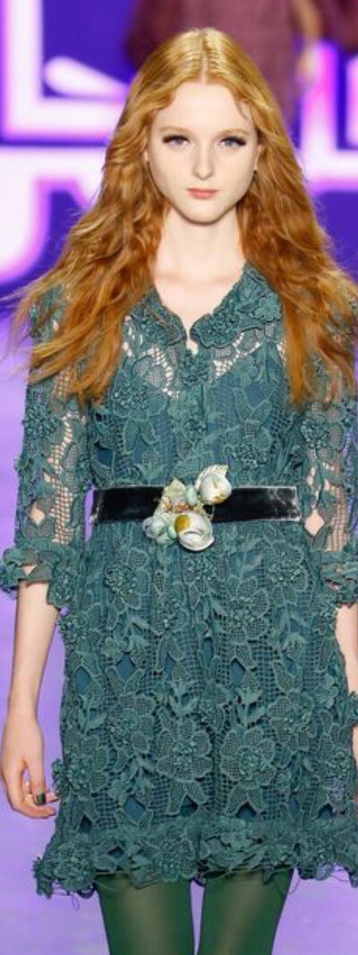 Anna Sui 2016 Fashion Show