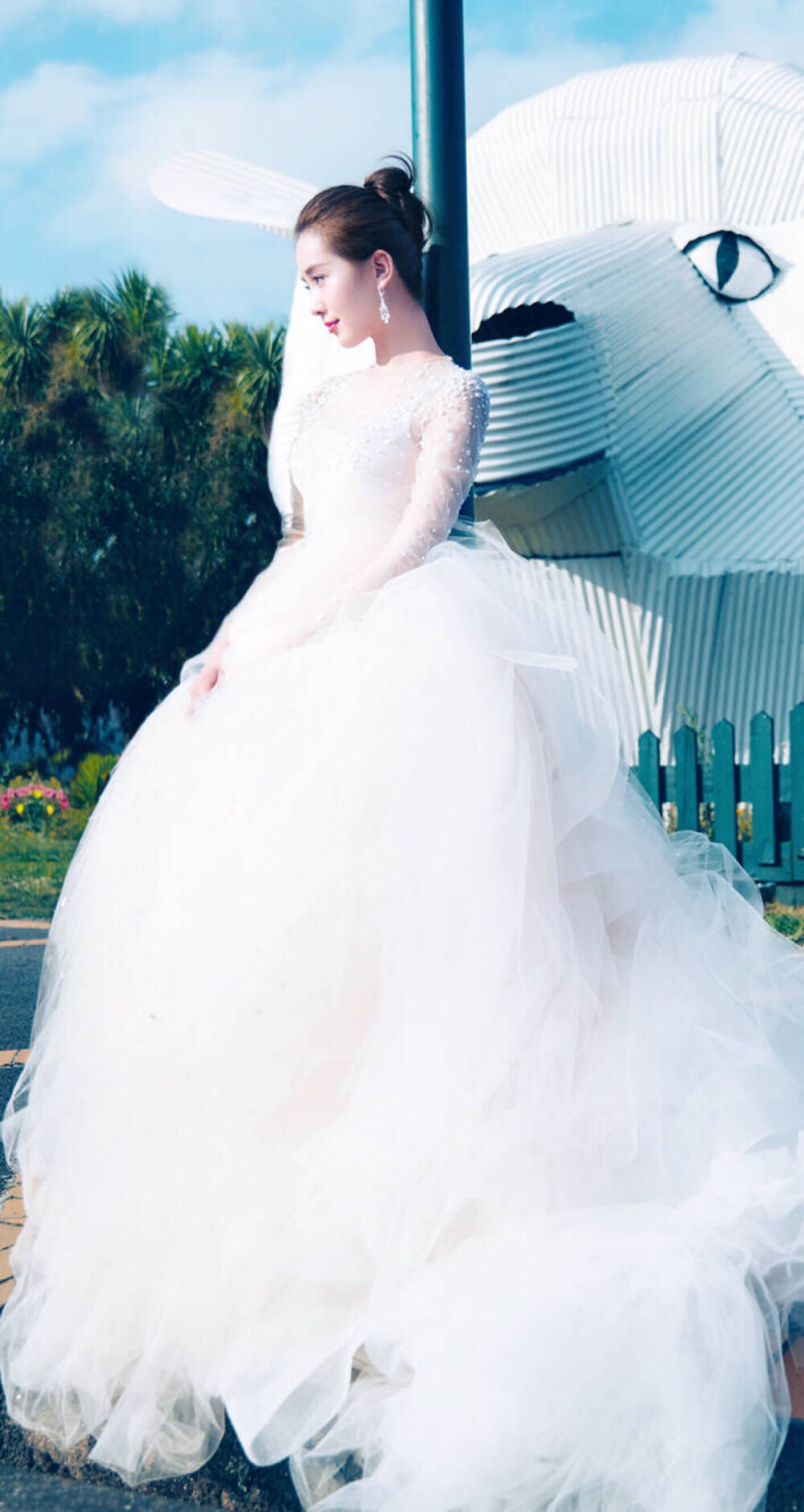 刘诗诗 婚纱礼服精修来自@张晓的办公桌