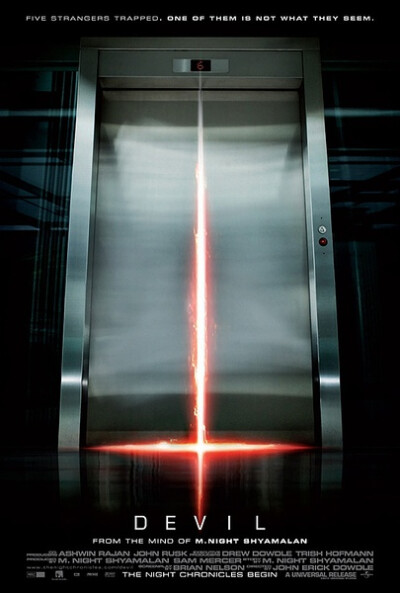 《电梯里的恶魔》2010年美国惊悚悬疑