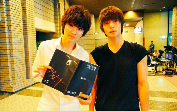 山崎贤人洼田正孝