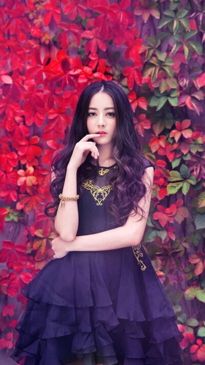 紫红色的迪丽热巴呀