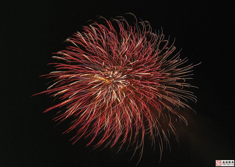 夜空中炸开的美丽烟花高清图片32
风景图片 _ 山脉烟花_桌面壁纸_高清图片_图片大全_29图库