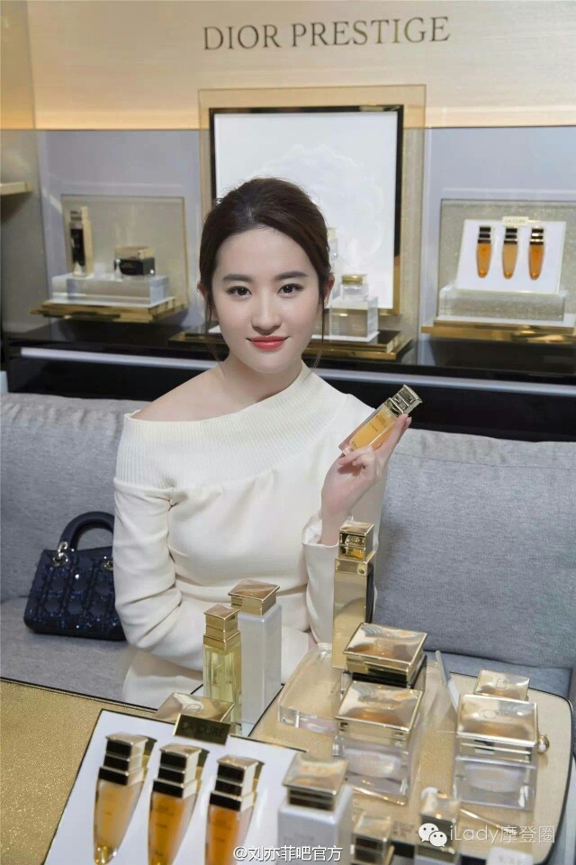 Dior 刘亦菲