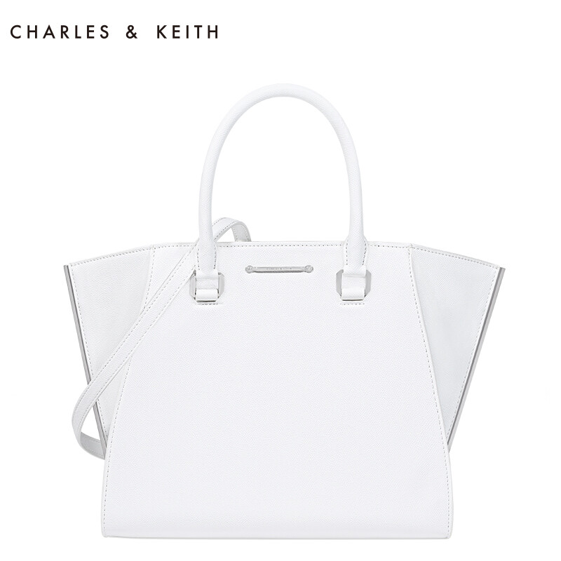 CHARLES&amp;KEITH 蝙蝠包 CK250780085 翅膀包通勤手提女包大包