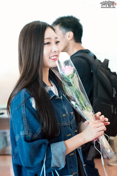 Lovelyz 徐智秀