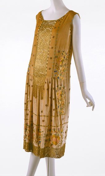 1925 Patou Beaded silk evening dress
