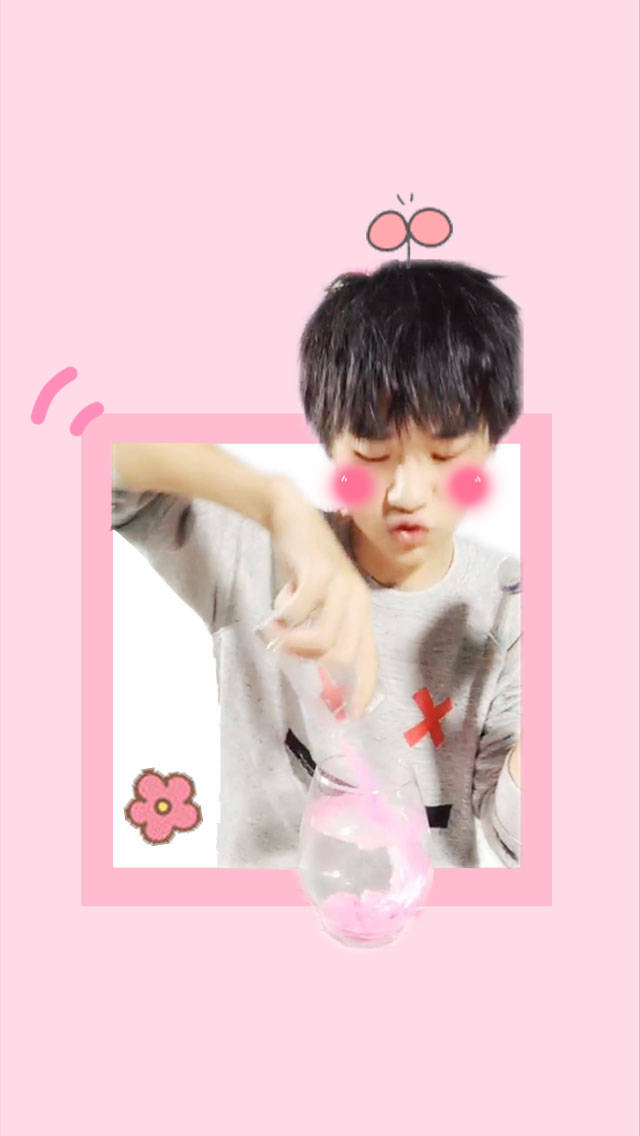 #易烊千玺 #TFBOYS 0925美拍直播 高清 可爱 手机壁纸桌面锁屏