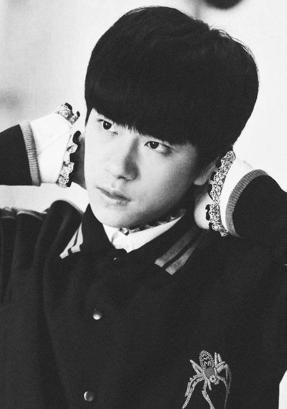 #易烊千玺 #TFBOYS YOHO潮流志 高清 帅气