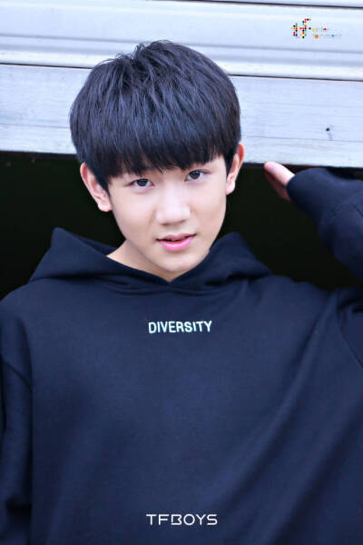 tfboys roy 王源 YOHO潮杂志