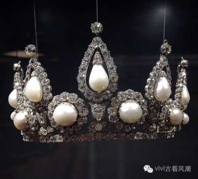 珍珠王冠