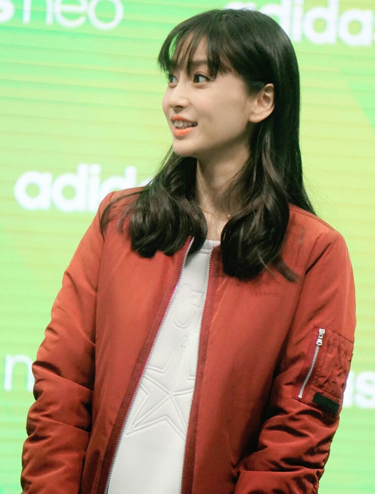 Angelababy.阿迪达斯