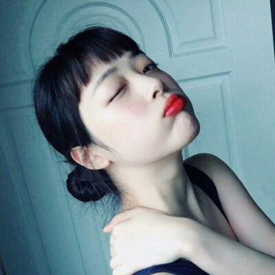 韩国女爱豆头像 崔雪莉Sulli