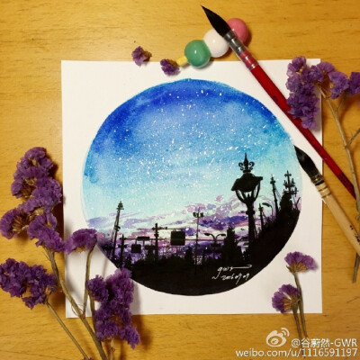 水彩星空风景#每日一画##每日一水彩# 彩色部分：吉祥颜彩 樱花固彩 黑色部分：纯黑马克笔 樱花针管笔