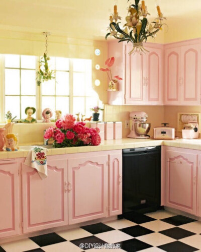 粉色系厨房